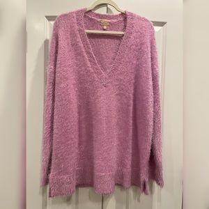 Beautiful sweater. Worn once